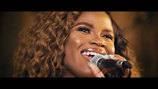 Isabelle KBMDI Medley louange (J'avance avec Jesus) #gospelmusic #medley #music #louange #praise