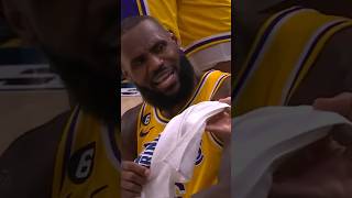 LeBron James Thanks a Nuggets Fan For Giving Him a Towel 😅