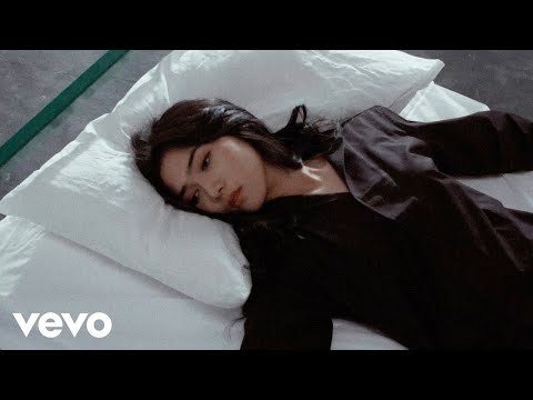 Isyana Sarasvati untuk hati yang terluka.
