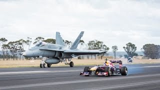 Daniel Ricciardo Drag Races F1 Car vs F/A-18 Hornet ✈️