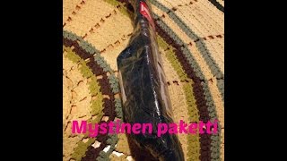 Mitä mystinen paketti sisältää?