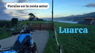 Paraíso en la costa asturiana en moto. Luarca a Cadavedo