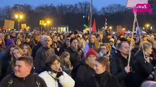 Asylrecht verteidigen! Grenzpolitik tötet! (Balkanbrücke) |Berliner Demo,Asylrecht verteidigen-Block