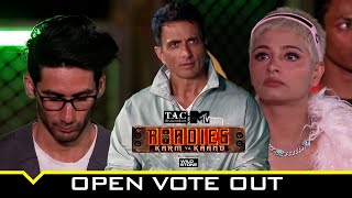 Open Vote Out में दिखी Gang में दरारें - Nayera और Leeza Out! | MTV Roadies S19 | कर्म या काण्ड