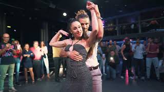 Elena Khamsi y Derek ❤️  (Ciudadana) Romeo Santos. {📍Valencia, Bachata} (BACHATA PASIÓN❤️‍🔥)