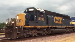 CSX 8033 leads DM\u0026E 4005 at Mankato, MN