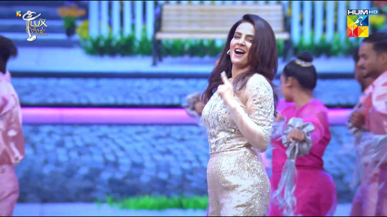 Promo Hum 22nd Lux Style Awards Saba Qamar рџ ѓ Hum Tv Youtube
