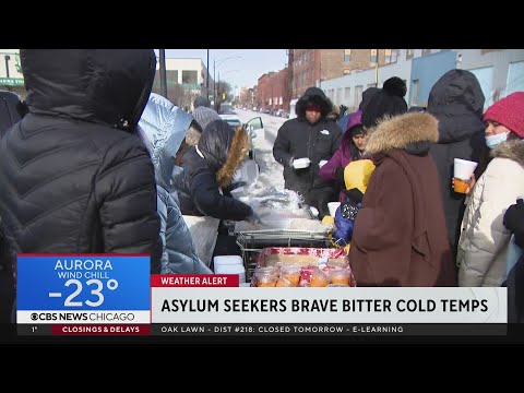 Some migrants in Chicago brave extreme cold just to get a hot meal