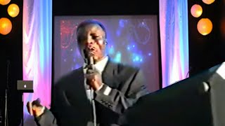 Abakazi okwekolera by Herman Basudde ( Kadongokamu live )