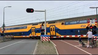 Spoorwegovergang Bunnik// (NL) Railroad Crossing