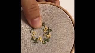 ミモザ刺繍