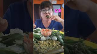 สะเดาจิ้มน้ำพริกปลาทู อย่างแซ่บ #shortvideo #shorts #กินโชว์