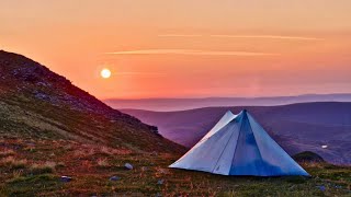 A SUNNY SOLO WILDCAMP ON ST SUNDAY CRAG.