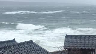 20180301 暴風波浪警報発令中の海 その１