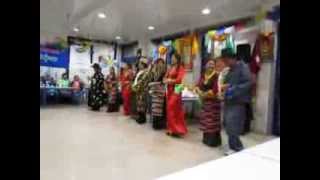 Sherpas dance in Gyalpo Lhosar portugal 2014