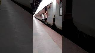 #shortvideo Gindgi karib se #train #accident #railway #patna