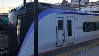 E353系S201編成（付属編成のトップナンバー）が発車するシーン！