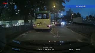 車CAM直擊 - LK7545 綠Van等唔切係斑馬線扒頭，差啲車倒人