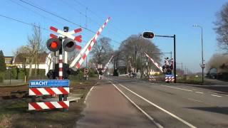 Spoorwegovergang Heerle/ Level Crossing/ Passage a Niveau/ Railroad-/ Bahnübergang