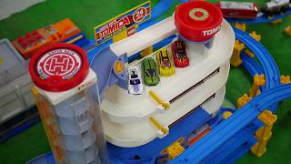 Train toy,Cars Auto Parking Garage Tomica Takara Tomy | Magic of toy