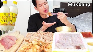 제대로 삭힌 흑산도 홍어삼합과 홍어애 막걸리 먹방 / 혼술 Fermented Skates Mukbang