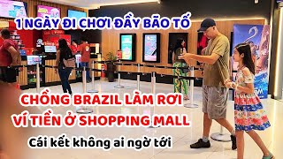 Chồng Brazil khóc khi làm rơi mất ví tiền ở trung tâm mua sắm hàng ngàn người - mất hết rồi vợ ơi