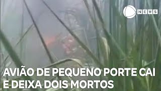 Avião de pequeno porte cai e deixa dois tripulantes mortos