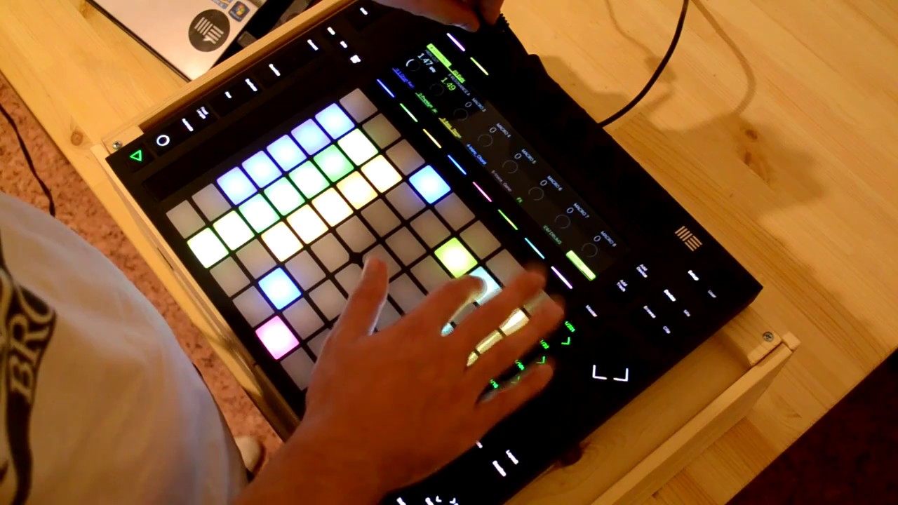 Konstantin Klem - Idaho Vibe / Ableton Push 2 Performance - YouTube