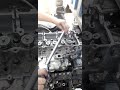 how to fitting a engine head bold #shot #viral for isuzu truck