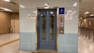 東豊線学園前駅改札内のエレベーター