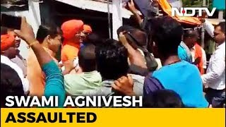 Social Activist Swami Agnivesh Allegedly Assaulted By BJP Workers In Jharkhand