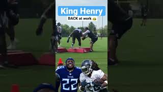 #TennesseeTitans RB Derrick Henry was BACK on the field, for the 1st day of Minicamp! ⚔️🏈 #shorts