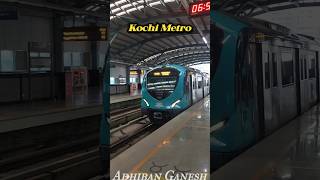 KOCHI METRO 🚇 Travel Vlog | Kerala la VAIGAI 🚂 ah? 👀 | 💥 VYTTILA - ERNAKULAM SOUTH | Adhiban Ganesh