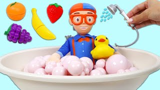 Blippi Gets Ready for Bed with Bubble Bath, Brushing Teeth, & Cocomelon Bedtime Water Book!