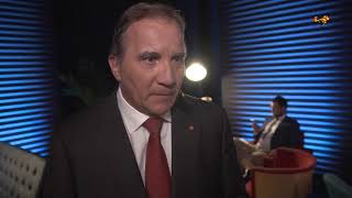 Stefan Löfven i greenroom just innan partiledardebatten