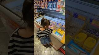 Alzena Beli Eskrim Di Timezone😱#viral #shorts #short #vlog #shopping #eskrim #alzena #fyp