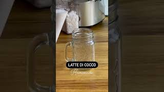 Come fare il latte di cocco con l'estrattore in appena 60 secondi