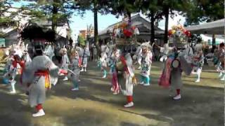 徳重神社境内にて　奉納　伊作田踊り　妙円寺詣りフェスタ２０１１