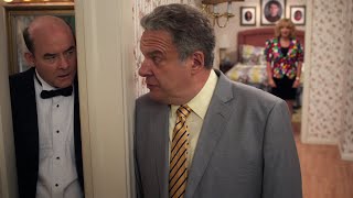 Murray Helps Bill Get Married - The Goldbergs