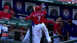 BOS@TEX: Andrus' double gives Rangers the first lead