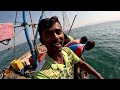 बोटीजवळ आला भला मोठा करंज मासा😱🐋 fishing bluewhale whalefish karanj bigfish dangerfish netfish