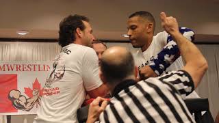 Marlon Hicks vs Martin Langlois Armwrestling at the Canadian National Championships