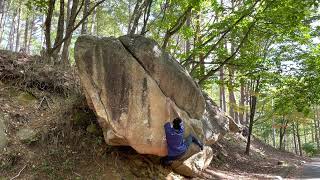 小川山　玄関岩のクラック　初段