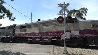 NVRR 70 Napa Valley Wine Train North - Dwyer Rd. Railroad Crossing Yountville, CA