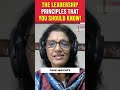 ഒരു നേതാവാകുന്നത് എങ്ങനെ ഒരു മികച്ച നേതാവാകാനുള്ള 2 വഴികൾ അടി. മീന ഗണേഷ് പോർട്ടിയയുടെ സഹസ്ഥാപക