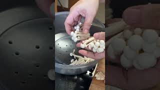 How to Prepare SHIMEJI MUSHROOM before cooking 🤯#shorts #shimeji #mushroom #foodieavenue