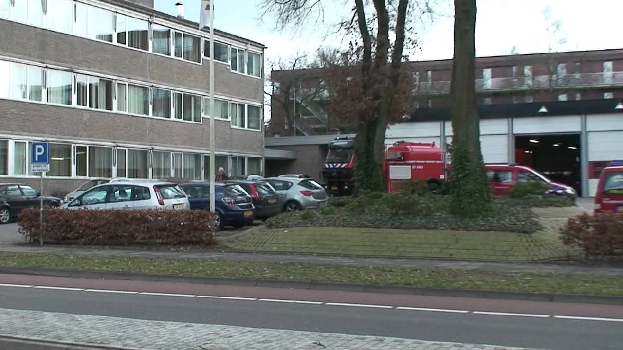 Brandweer Renkum Met Spoed Naar Voertuigbrand In Oosterbeek - YouTube