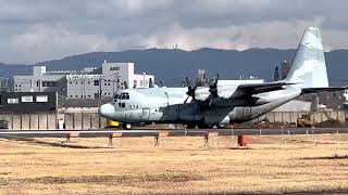 小牧基地  C130(キャメル)4機で離陸！