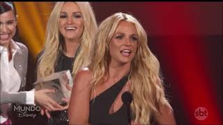 Britney Spears Radio Disney Icon Tribute 2017 By Jamie Lynne Hailee Steinfeld Sofia Carson kelsea B