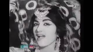 Thora Thora chan wekhia. تھوڑا تھوڑا چن ویکھیا | Singer . Nazir Begum. گلوکارہ ۔ نذیر بیگم | .......